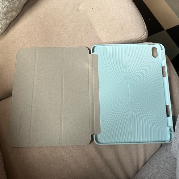 iPad Air 4th and 5th Gen Case/Folio - Picture 2 of 4